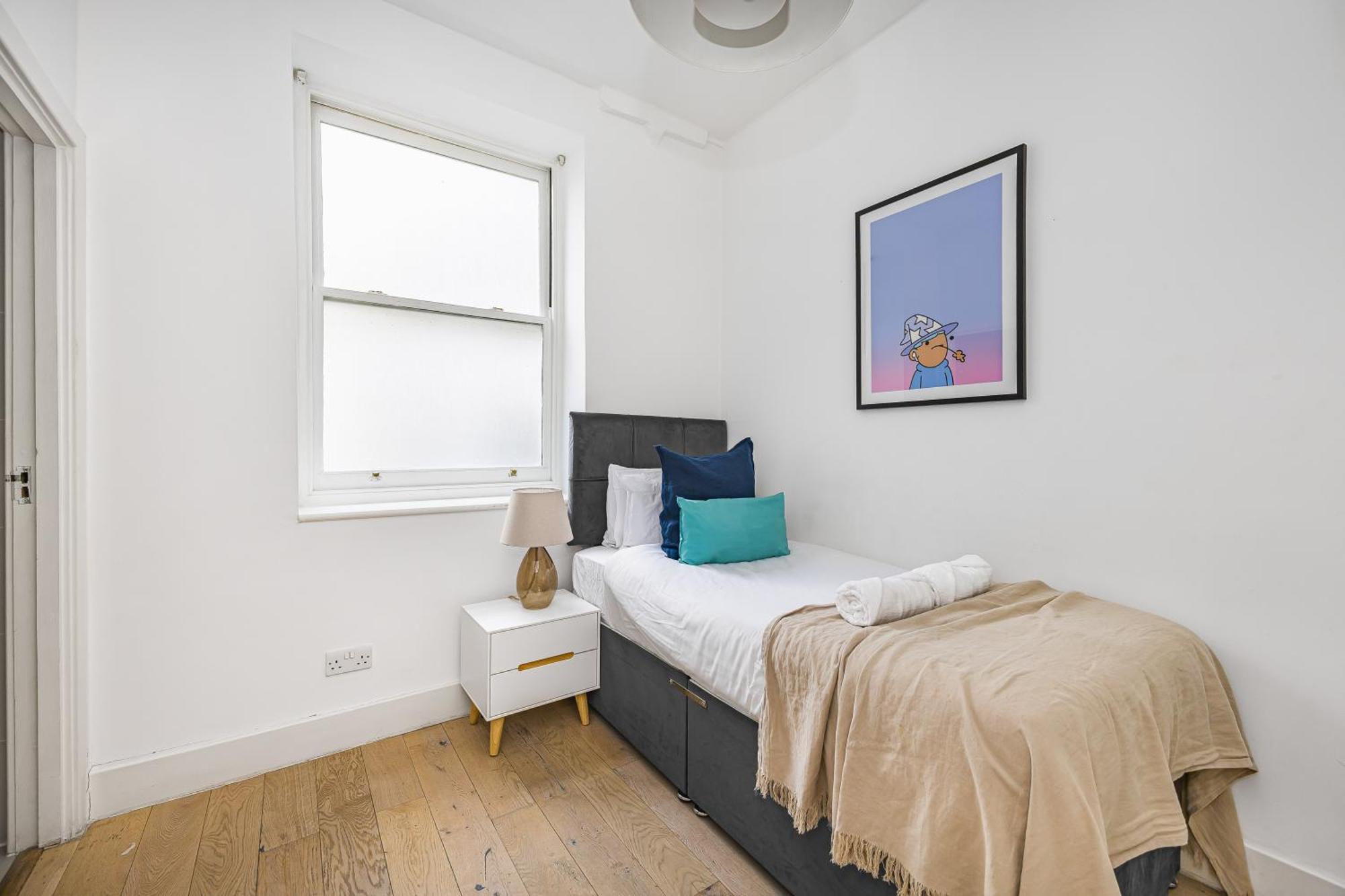Great Eastern 2 By Artsy Apartment *